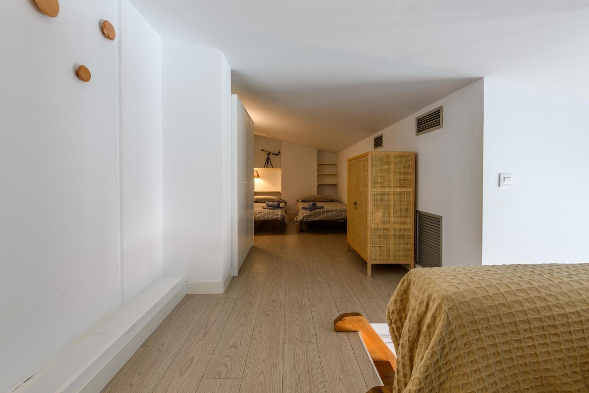 Appartamento Duplex Sa Tarongeta - 5' Playa I Vistas I Terraza 20M2 I Ascensor I Equipado Cadaqués Esterno foto