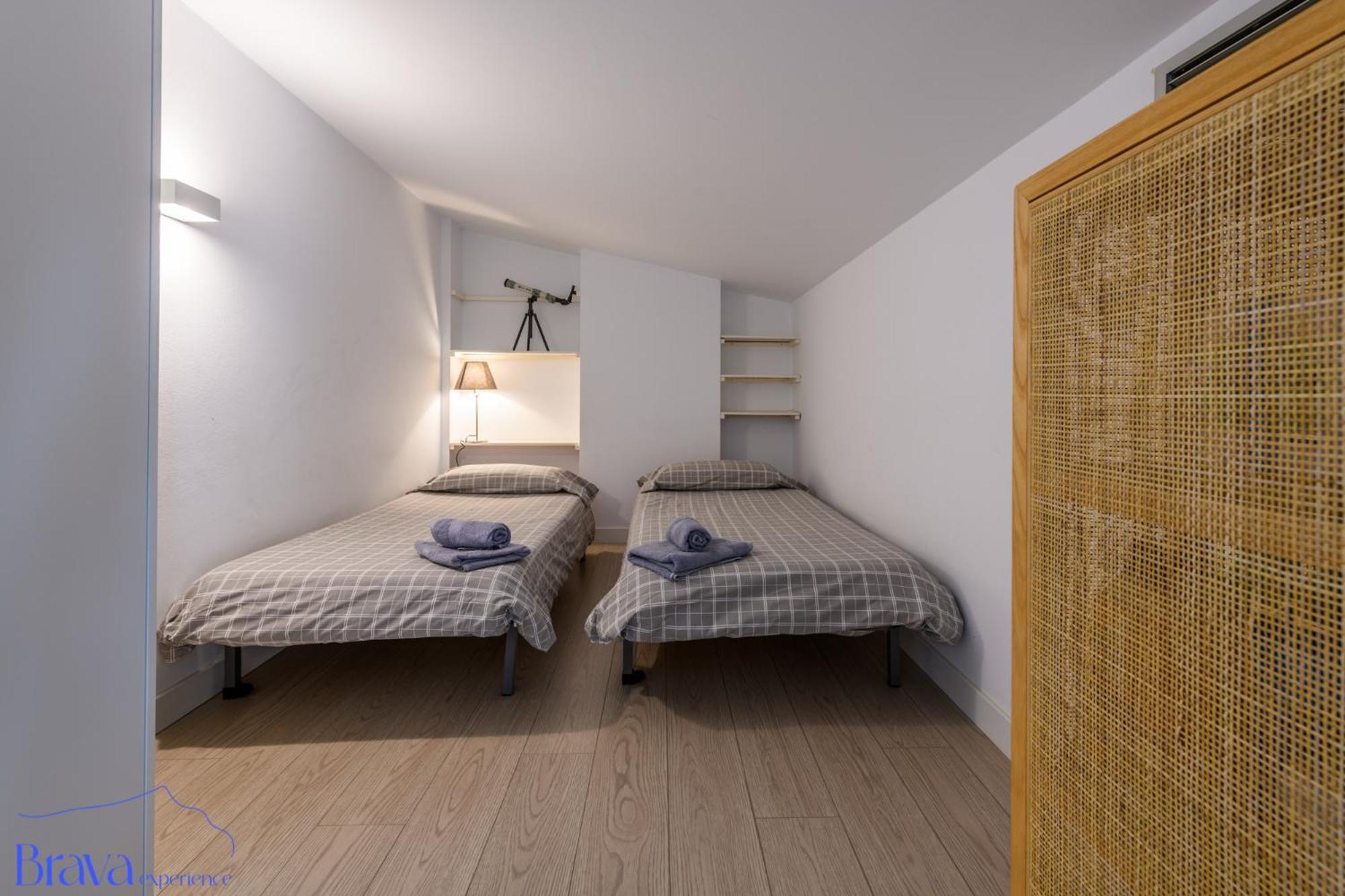 Appartamento Duplex Sa Tarongeta - 5' Playa I Vistas I Terraza 20M2 I Ascensor I Equipado Cadaqués Esterno foto